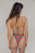 Lokahi Vaha scrunch triangle bikini top – seamless Hawaiian swimwear designed in Hawaiʻi