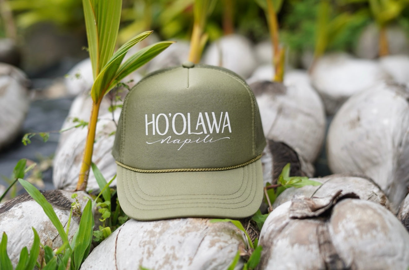 Low-profile trucker hat — Hoʻolawa Maui Napili logo snapback